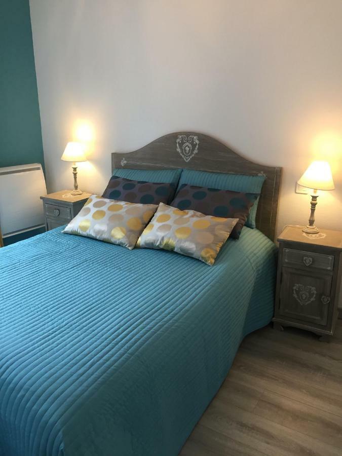 Les Meubles De Luchon - La Perle Bleue - Centre Luchon, Beau T2, 2 A 4 Personnes, Wifi Apartment Bagneres-de-Luchon Exterior photo